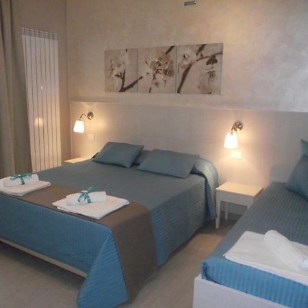 Mediterranea Sea House Montesilvano Marina Стая снимка